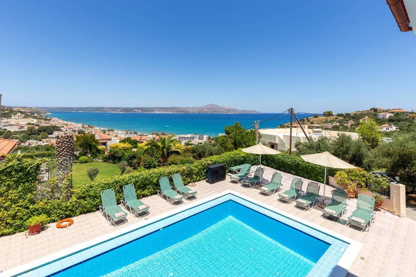 Foto 2 von 40: Villa für 10 Personen mit Garten