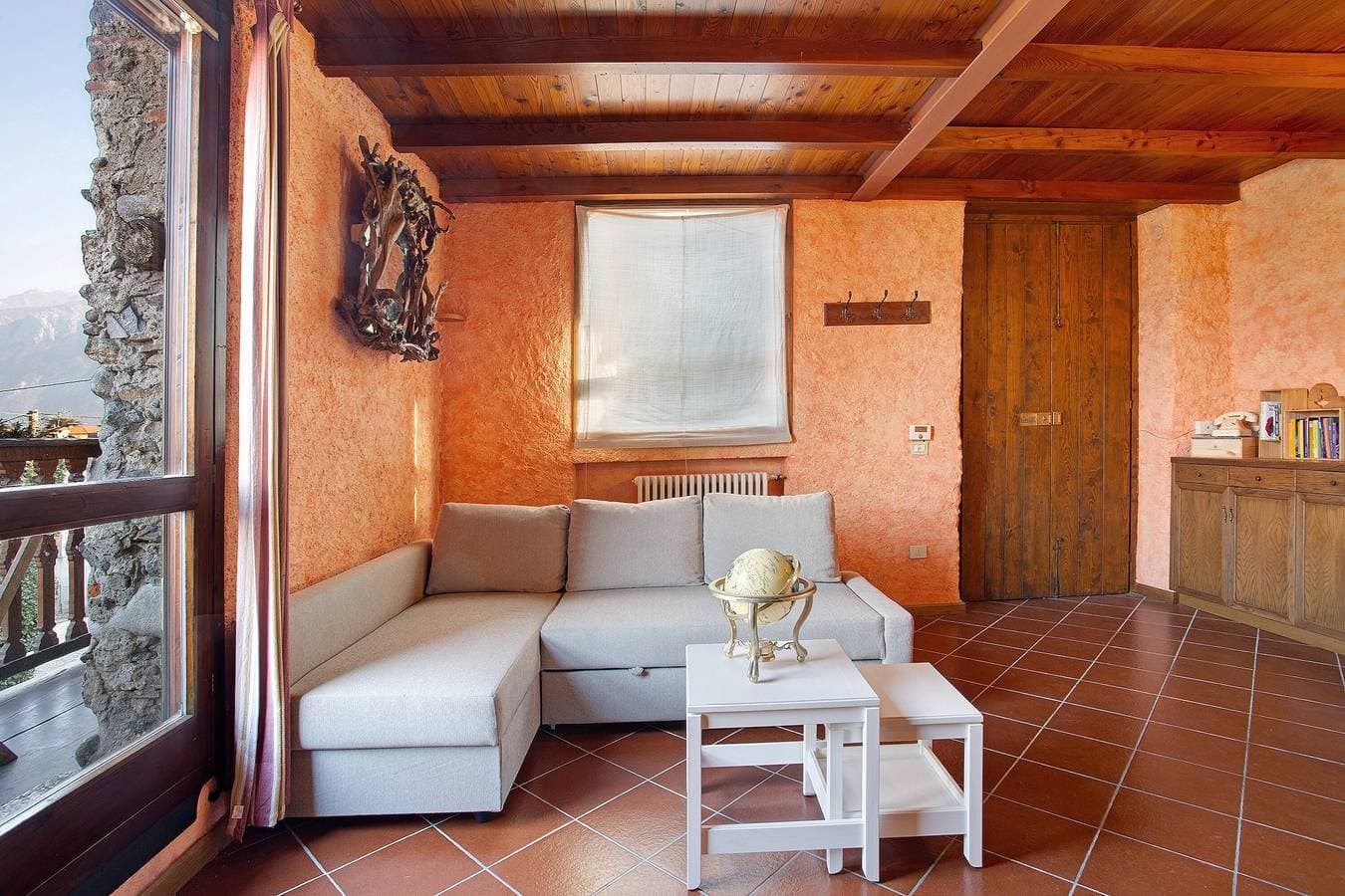 Foto 8 von 40: Ferienhaus 'Cascina Taronico' mit Seeblick und WLAN