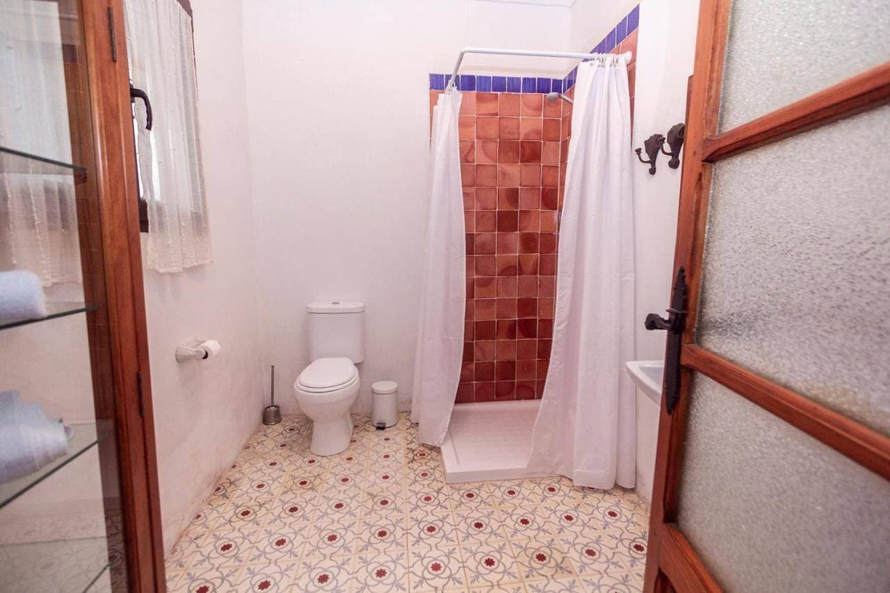 Foto 7 von 11: Double or Twin Room with Private Bathroom