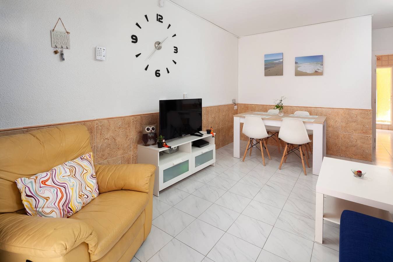 Foto 4 von 25: Ferienwohnung 'Casa Santo Front Beach' mit privater Terrasse und Wi-Fi