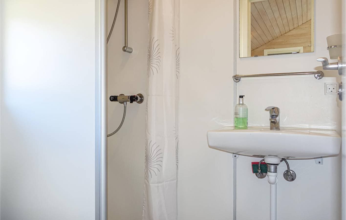Foto 13 von 19: Ferienhaus für 4 Personen mit Terrasse