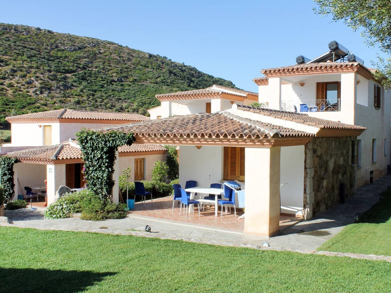 Kleine Residenz Bouganvillage 1