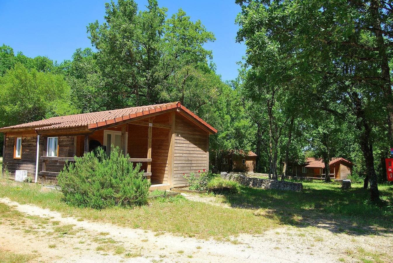 Foto 6 von 15: Chalet für 4 Personen mit Pool