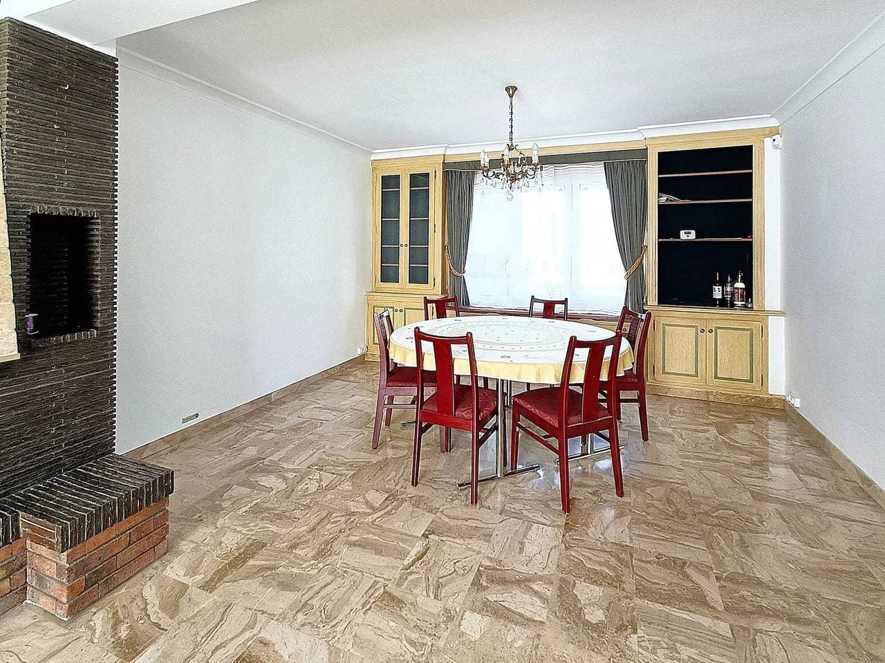 Foto 5 von 14: Majestätisches Haus in Bondy – 200 m² – 10 Personen & Parkplatz