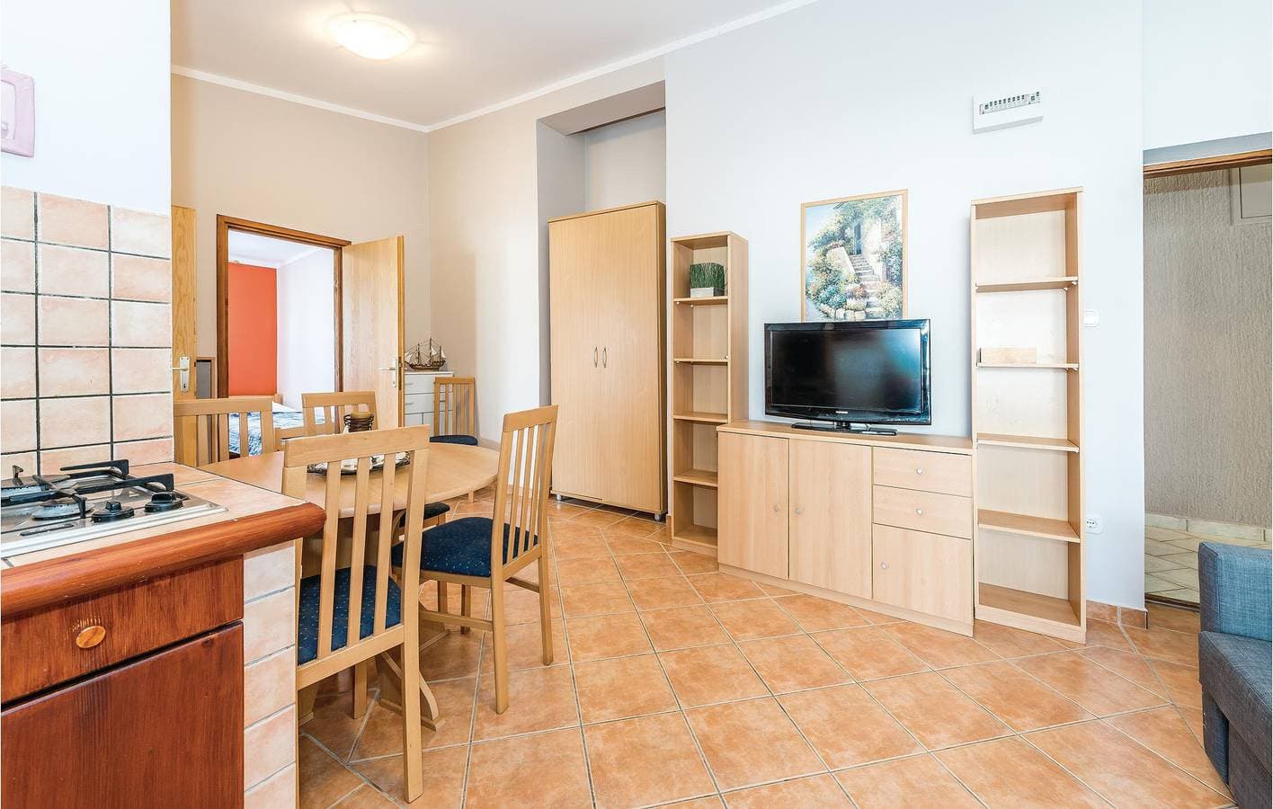 Foto 6 von 21: Gemütliche Ferienwohnung mit Terrasse, 200 m vom Strand Camp Vala entfernt