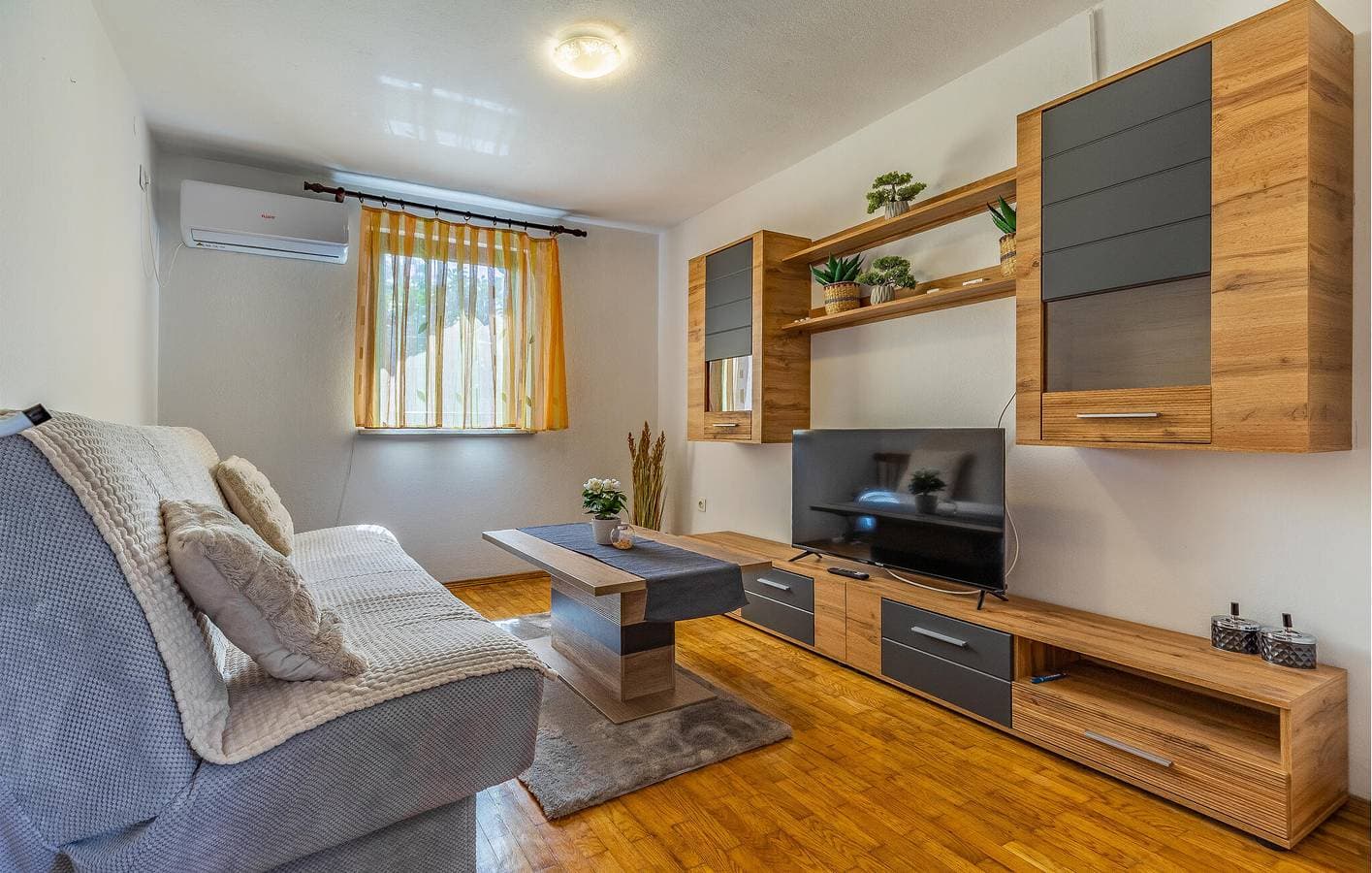 Foto 5 von 36: Gemütliche 2-Zimmer-Wohnung mit Pool, WLAN und Strandzugang in der Nähe von Bijeca