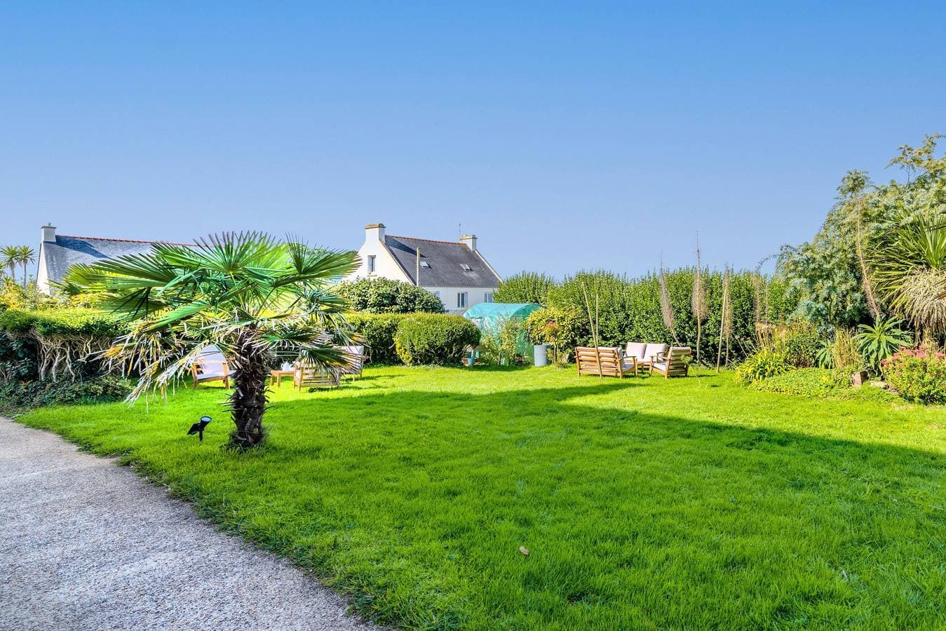 Foto 12 von 21: Zimmer 'La Demeure Océane - Côté Jardin' mit Meerblick und gemeinsamem Garten