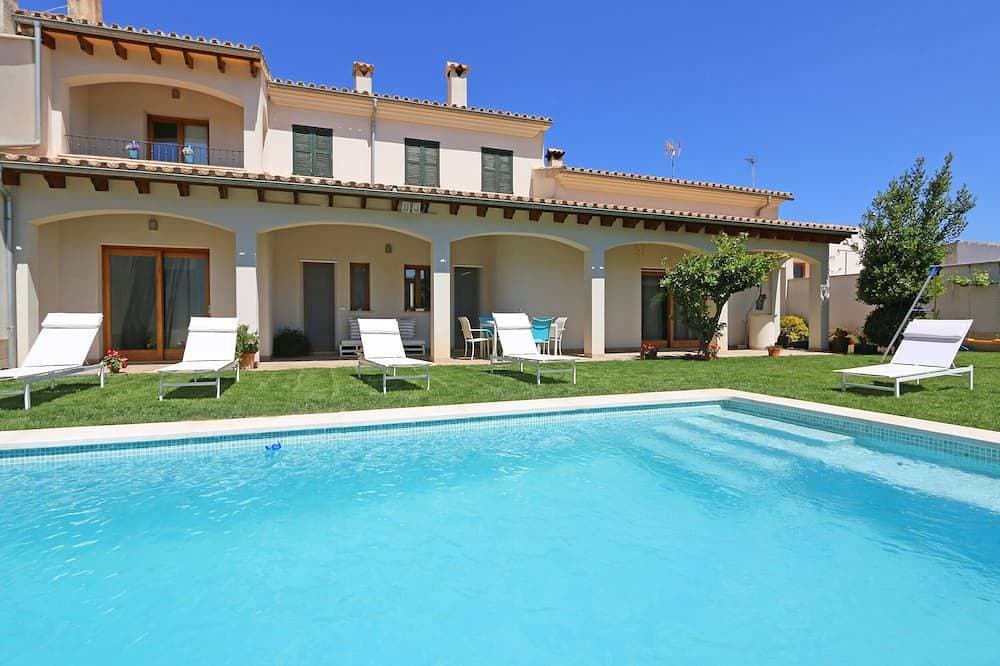 Geräumig, hochwertig, Terrasse, Pool, Garten, Familienfreundlich, Zentral, WiFi 1
