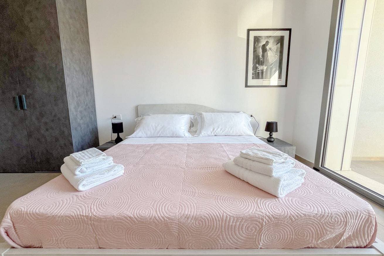 Foto 2 von 40: Ferienwohnung für 4 Personen mit Balkon/Terrasse