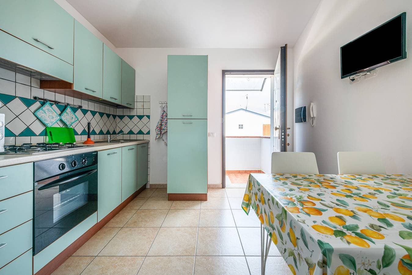 Foto 8 von 27: Ferienhaus "Sottotorre 3" in Meeresnähe mit privatem Garten und Klimaanlage