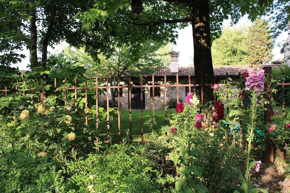 Foto 10 von 30: R. Antikes Haus im Schloss mit Garten, nahe Meer, zwischen Triest und Venedig