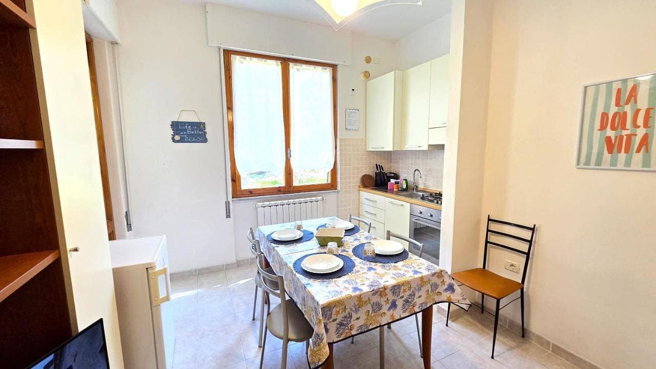 Foto 5 von 38: Two-Bedroom Apartment