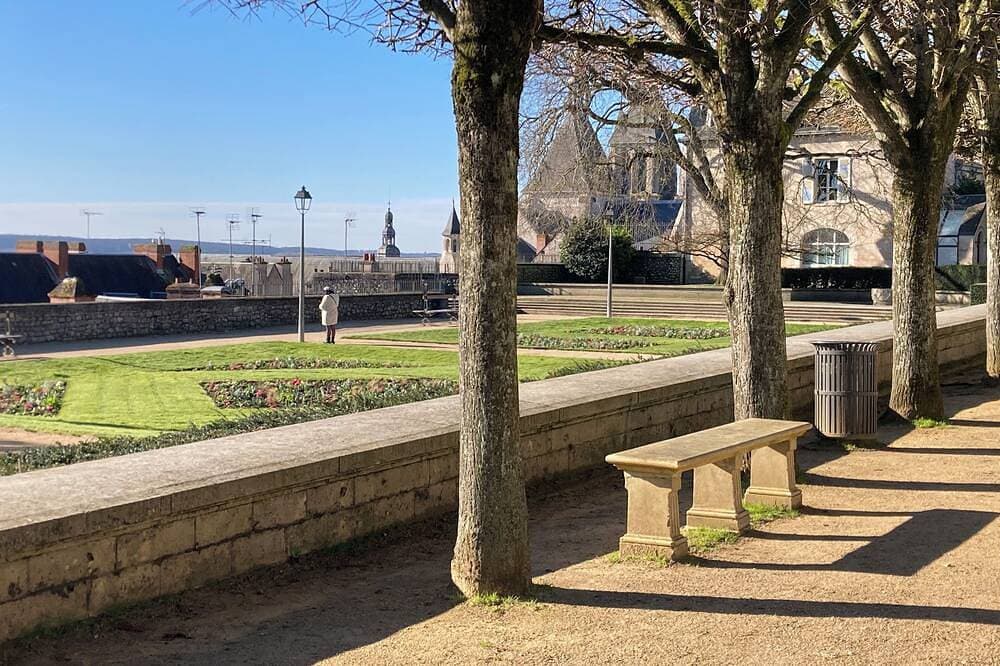 The Loire and its châteaux with your loved ones. In the quiet 1