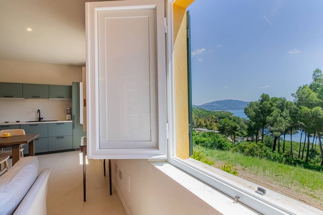 Foto 10 von 45: Ferienhaus für 8 Personen mit Terrasse