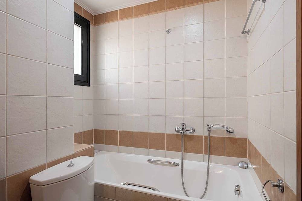 Foto 11 von 30: Corali Villa II - Seaview, Pool & 450m to Beach