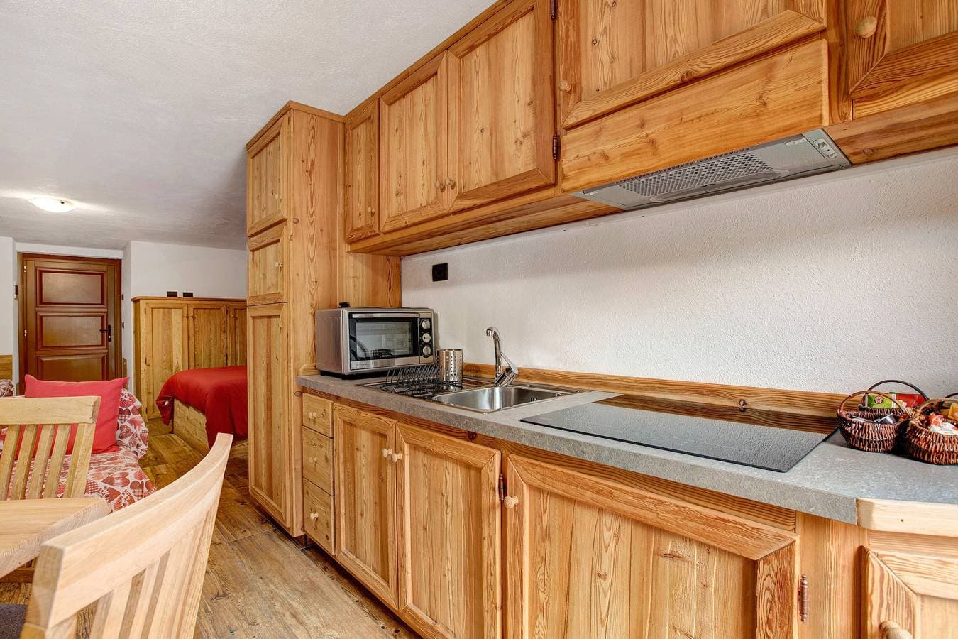 Foto 7 von 30: Studio „Aux Pieds Du Malatra“ 2 – Umgeben von Bergen