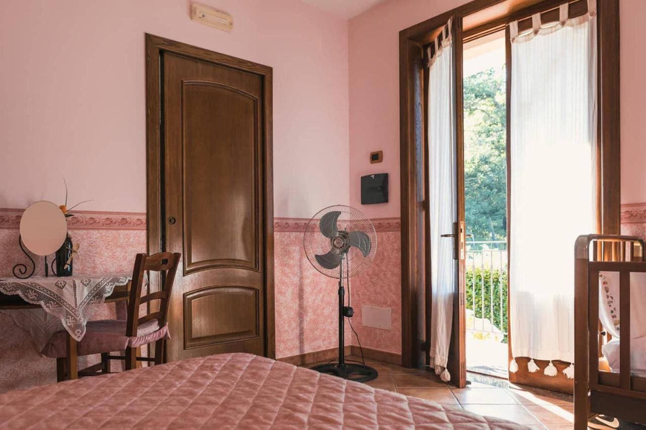 Foto 13 von 13: Double Room with Balcony