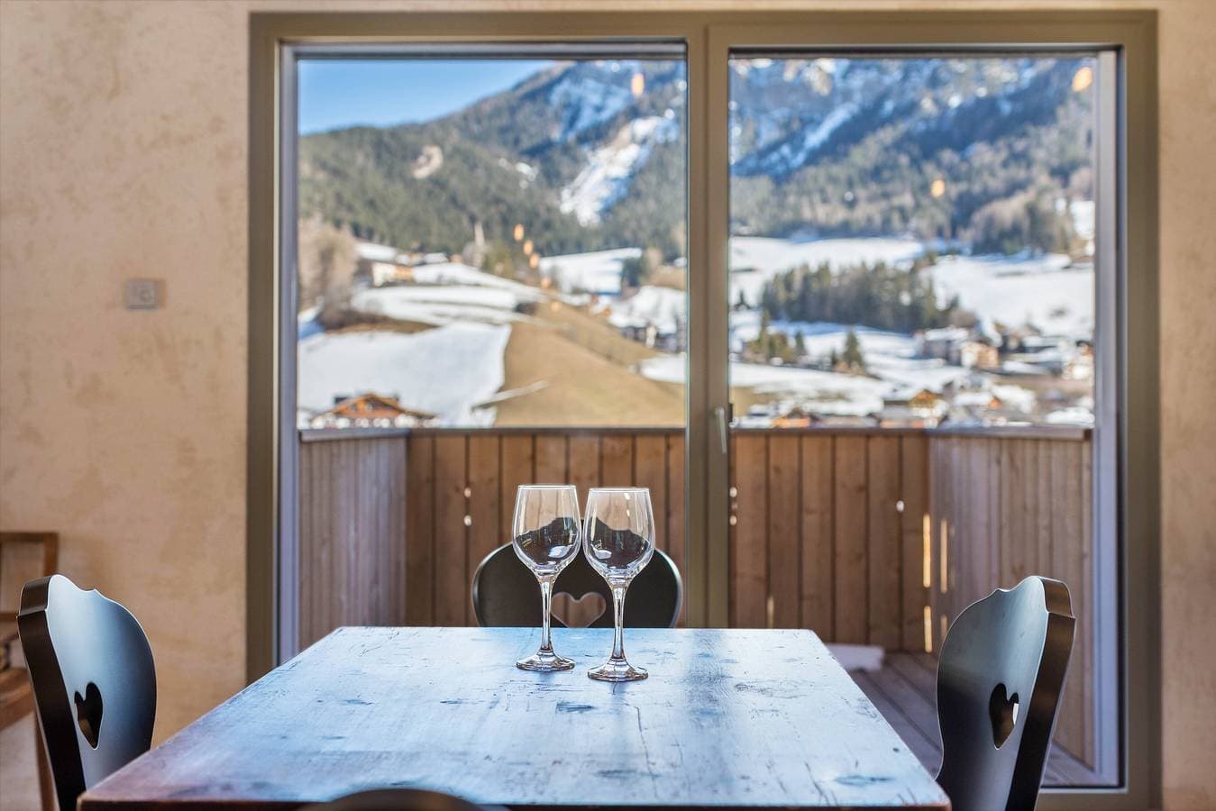 Foto 5 von 30: Ferienwohnung 'Lena Dolomites Luxury Suite' mit Bergblick, privater Terrasse und Sauna