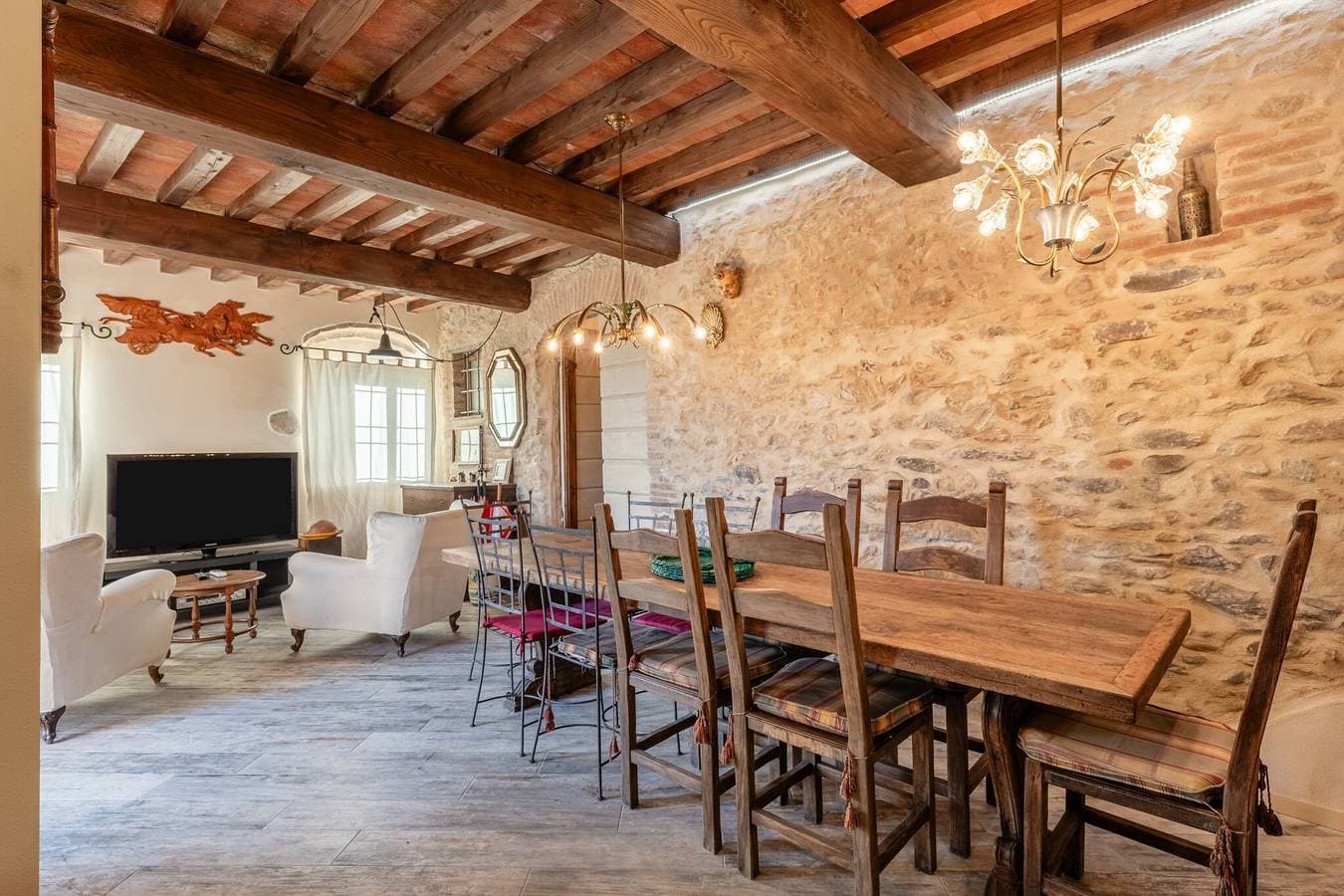 Foto 2 von 25: Ferienhaus 'La Capanna Di Arturo Erdgeschoss' mit Bergblick, WLAN & Klimaanlage