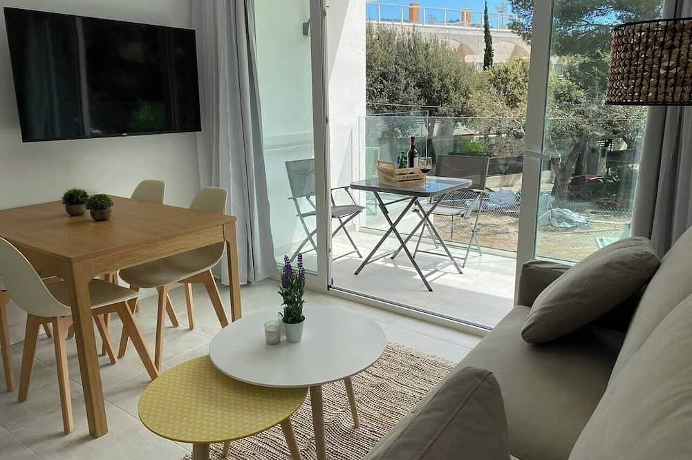 Foto 10 von 30: Modernes Strandhaus mit Pool in Canyamel Beach