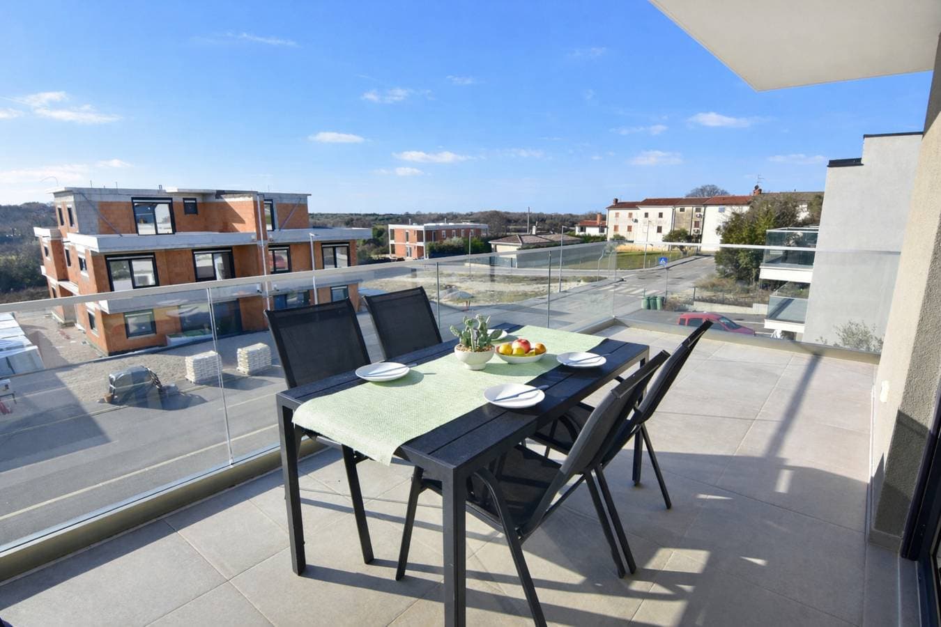 Moderne Wohnung in der Nähe von Kanegra Beach 1