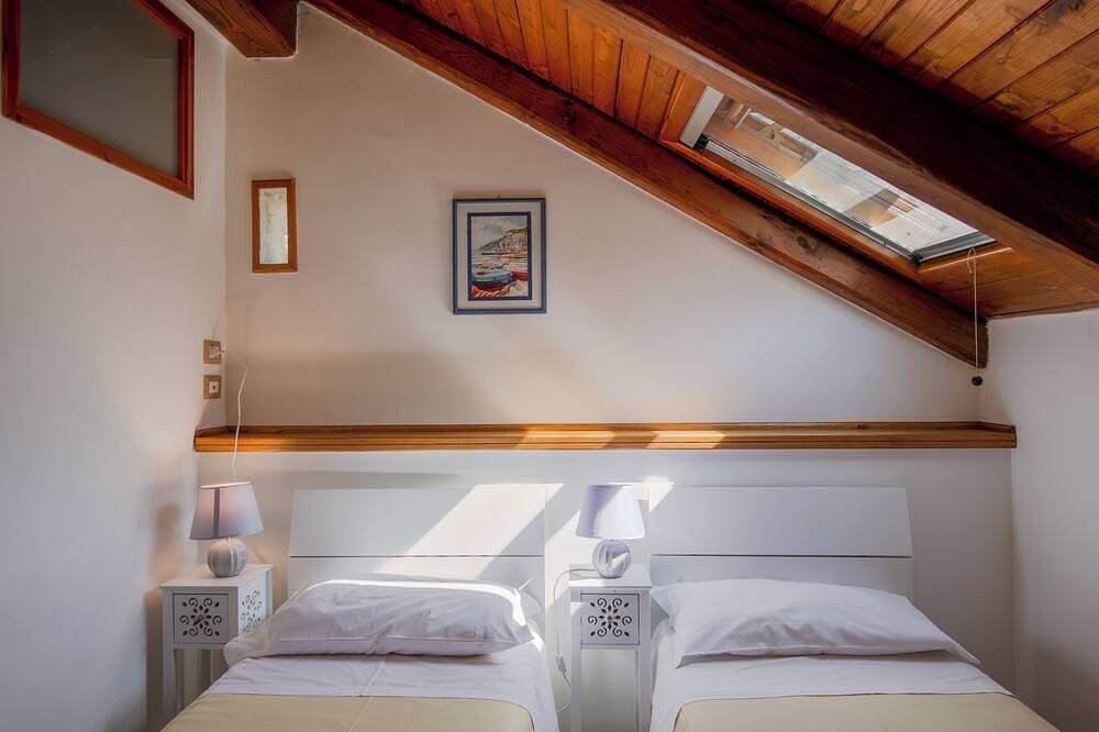 Foto 5 von 18: Maison Antica - One Step Away From the Sea