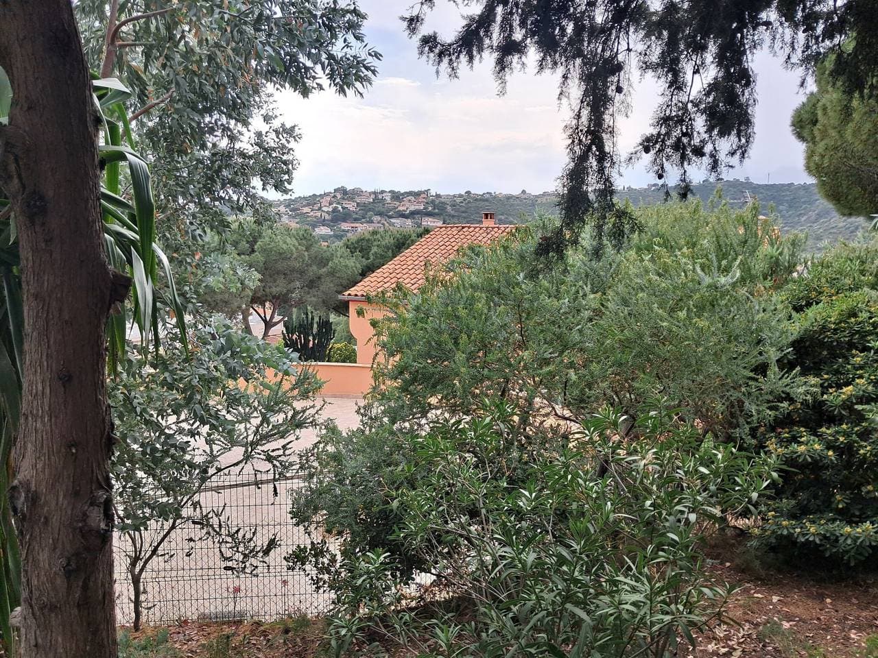 Foto 9 von 24: Domaine Anoutous, Perry, Ruhiges Ferienhaus mit Meerblick