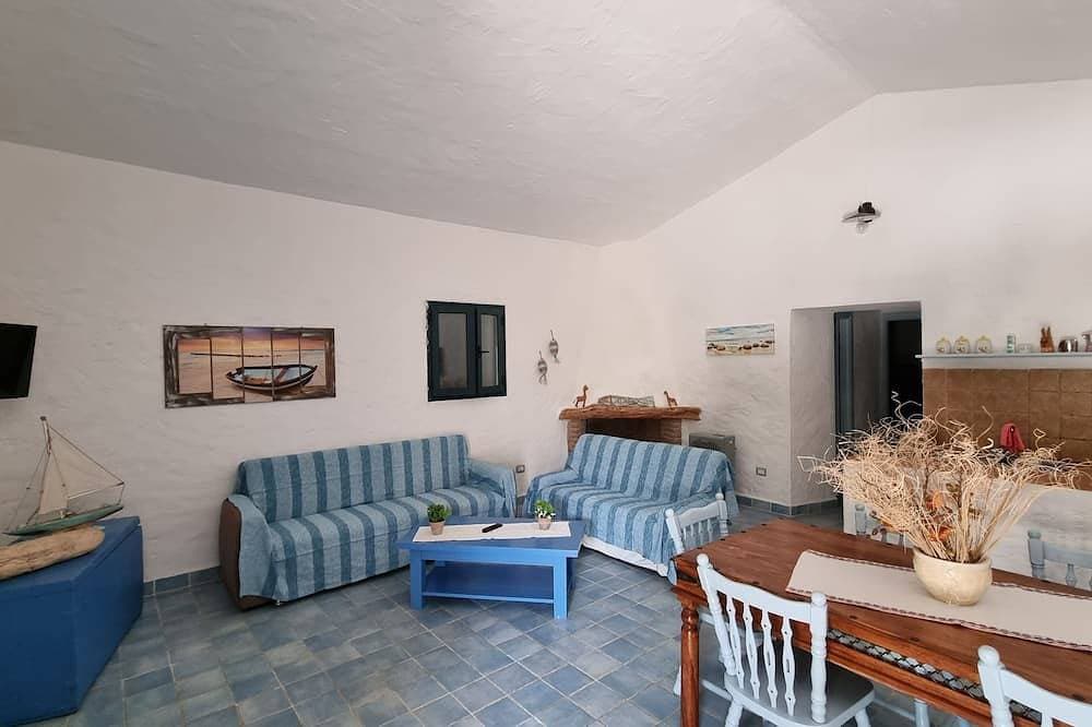 Foto 7 von 30: Altes Schafstall in der Stintiner Landschaft renoviert