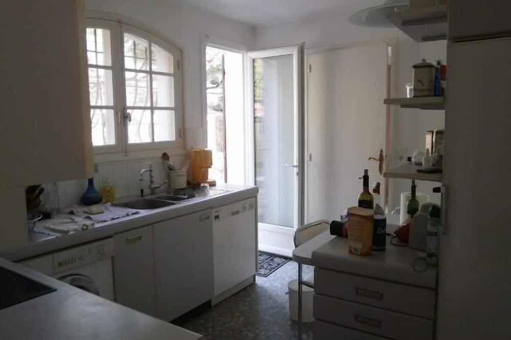 Foto 10 von 21: Schönes Anwesen auf einem privaten Landgut mit überdachtem oder offenem Pool