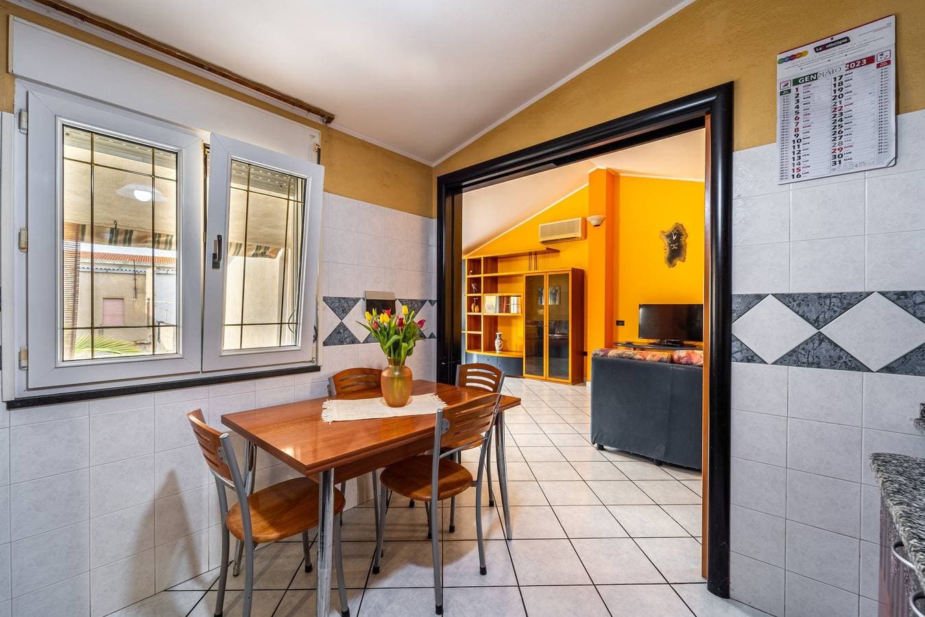 Foto 6 von 22: Ferienhaus "Casa Flu" mit privater Terrasse und Klimaanlage