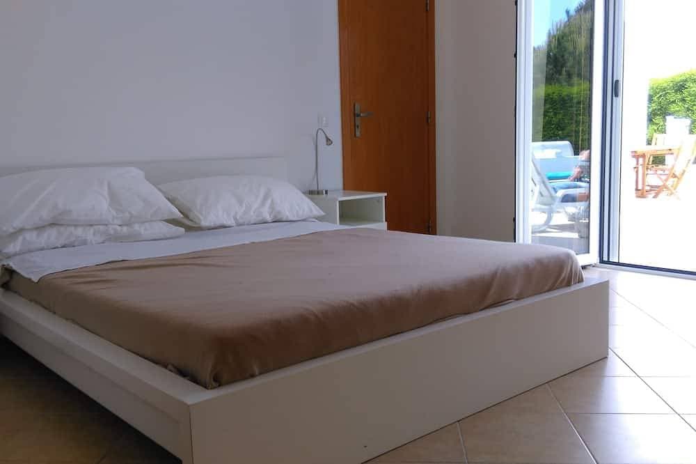 Foto 4 von 24: Große Modern Luxury Villa mit 3 Schlafzimmern in Vale da Telha