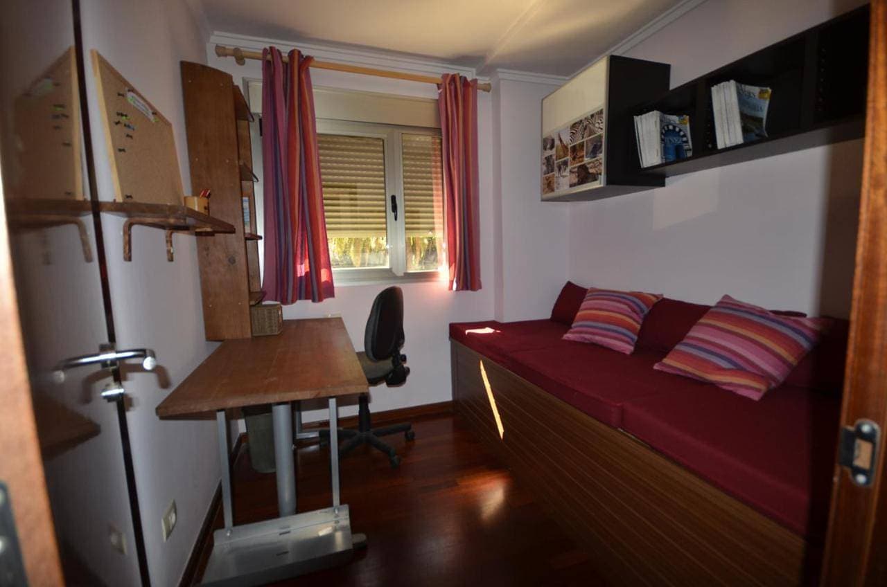 Foto 4 von 38: Two-Bedroom Apartment