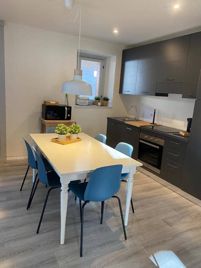 Foto 4 von 58: Three-Bedroom Apartment