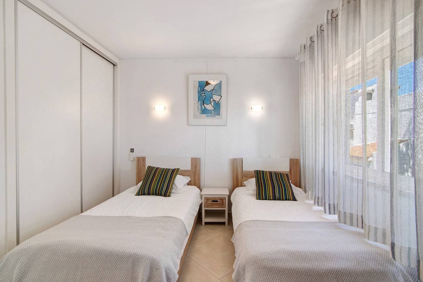Foto 13 von 23: Ferienhaus 'Townhouse Ramas' mit Meerblick, WLAN und Klimaanlage