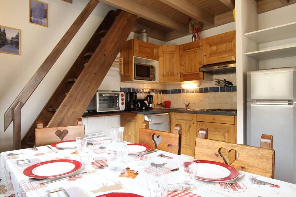 Geräumige Wohnung für 6 Personen in Aussois mit Balkon 1