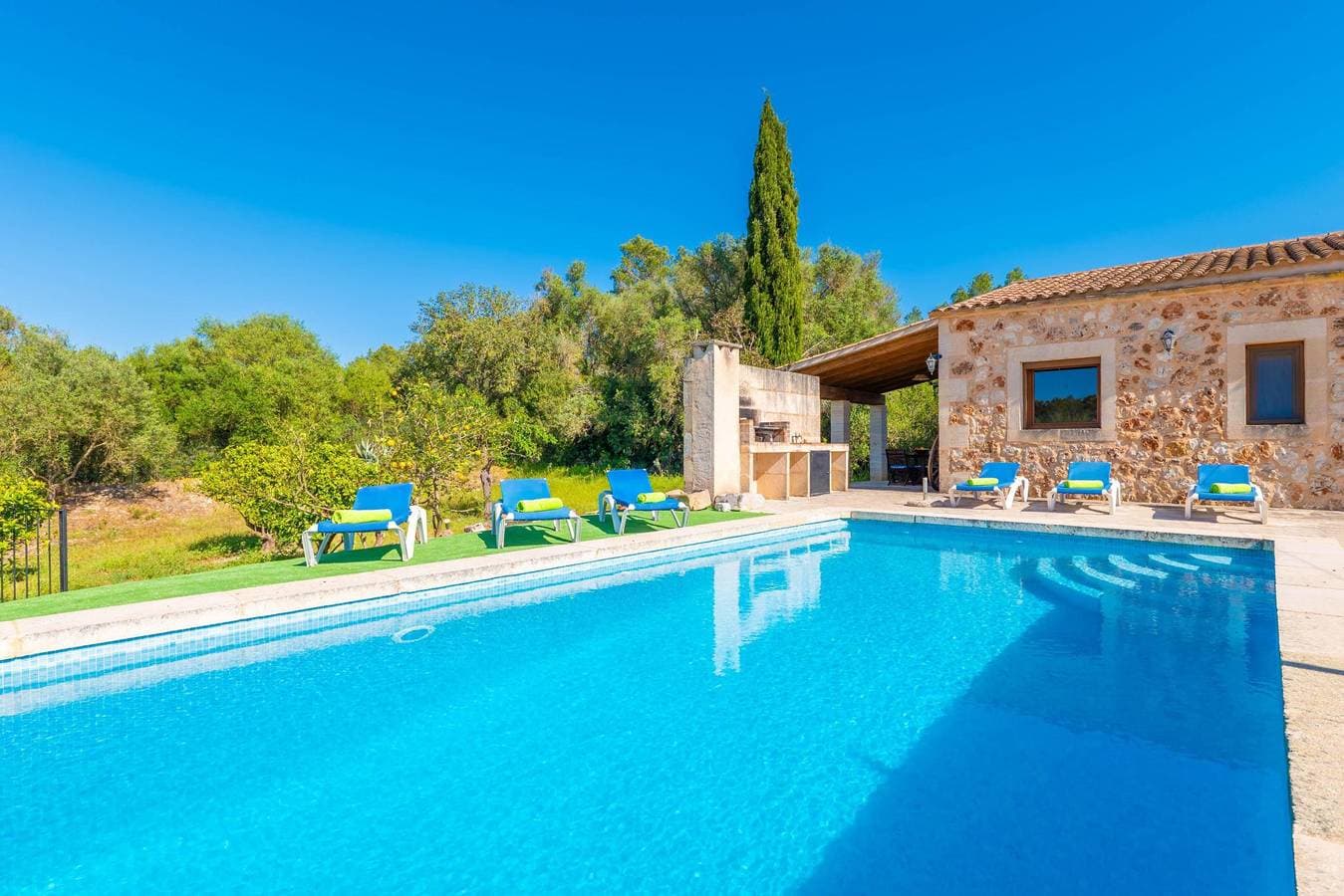 Foto 3 von 32: Son Barrigo - Spektakuläre Finca mit privatem Pool - Wifi gratis
