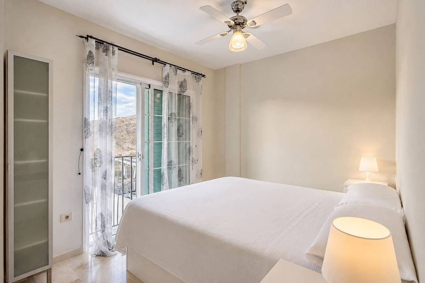 Foto 4 von 45: Ferienwohnung für 4 Personen mit Pool