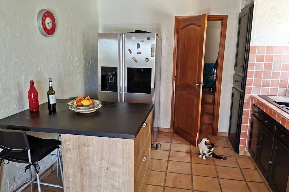 Foto 13 von 19: Charming villa between sea and mountains