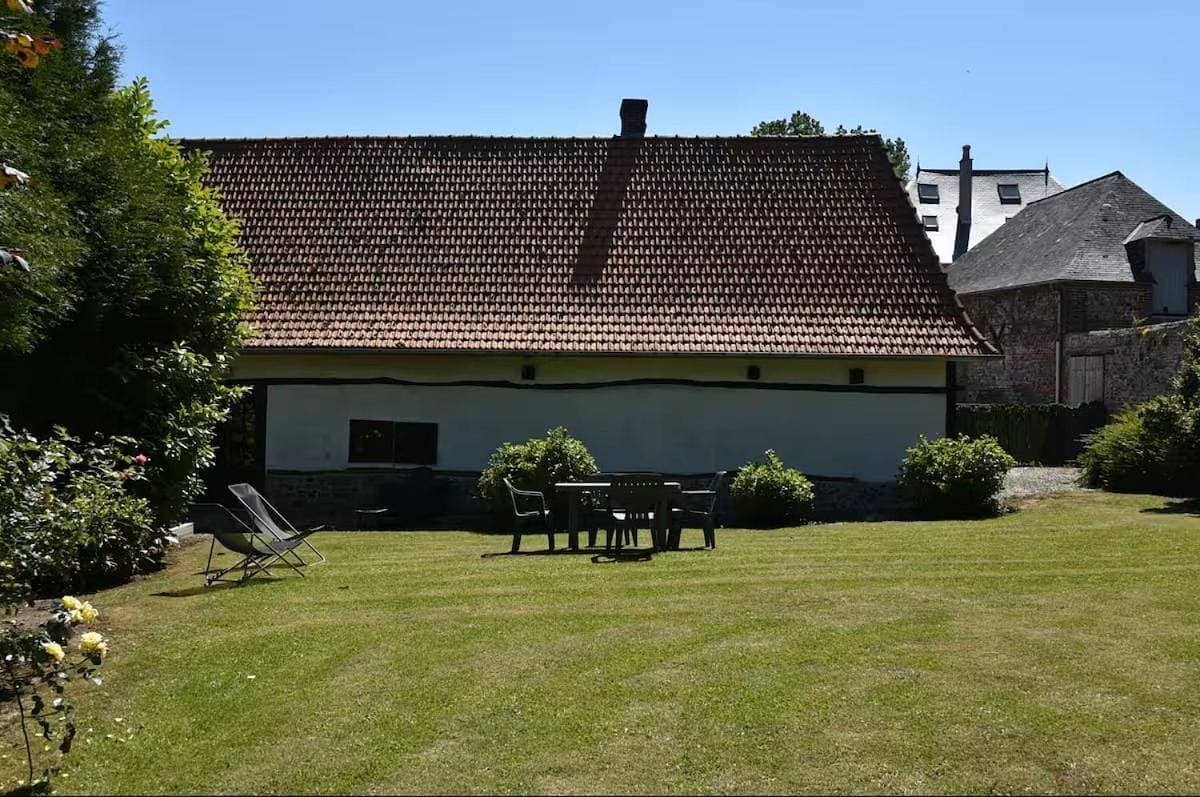 Charmante maison au calme proche de la mer 1