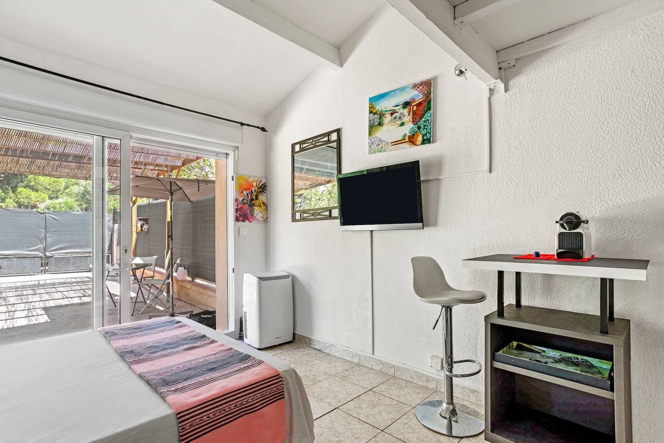 Foto 7 von 22: Studio-Apartment 'Pinède Romane Fréjus' mit privater Terrasse, WLAN und Klimaanlage
