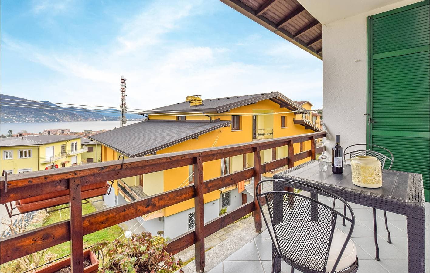 Gemütliche Wohnung am See mit WiFi & Terrasse 1