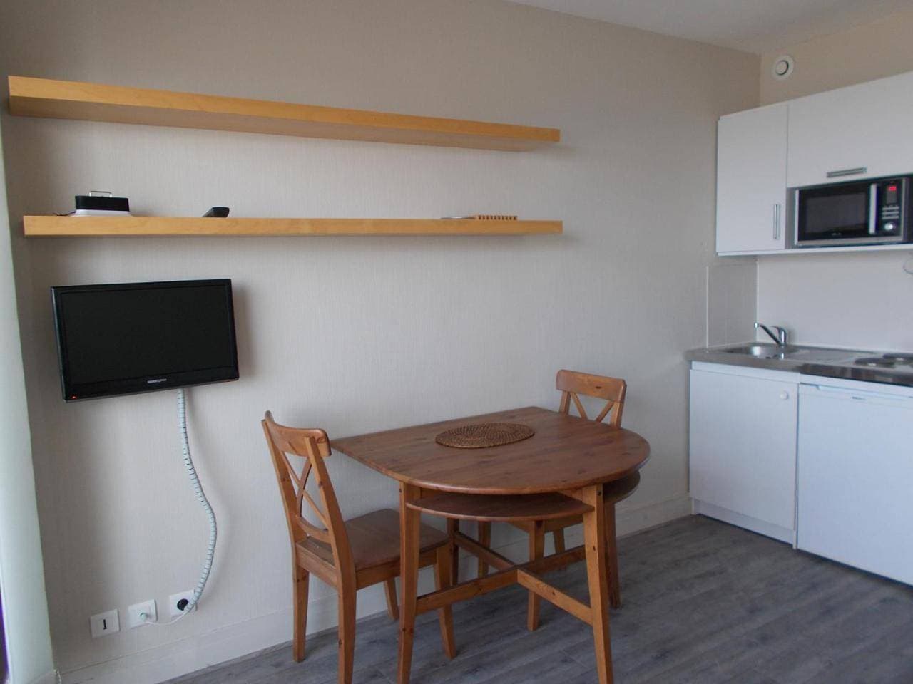 Foto 10 von 31: One-Bedroom Apartment