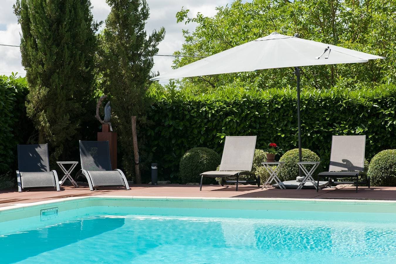 Foto 2 von 42: Le Petit Chateau: Haus mit privatem Pool, WLAN und Klimaanlage