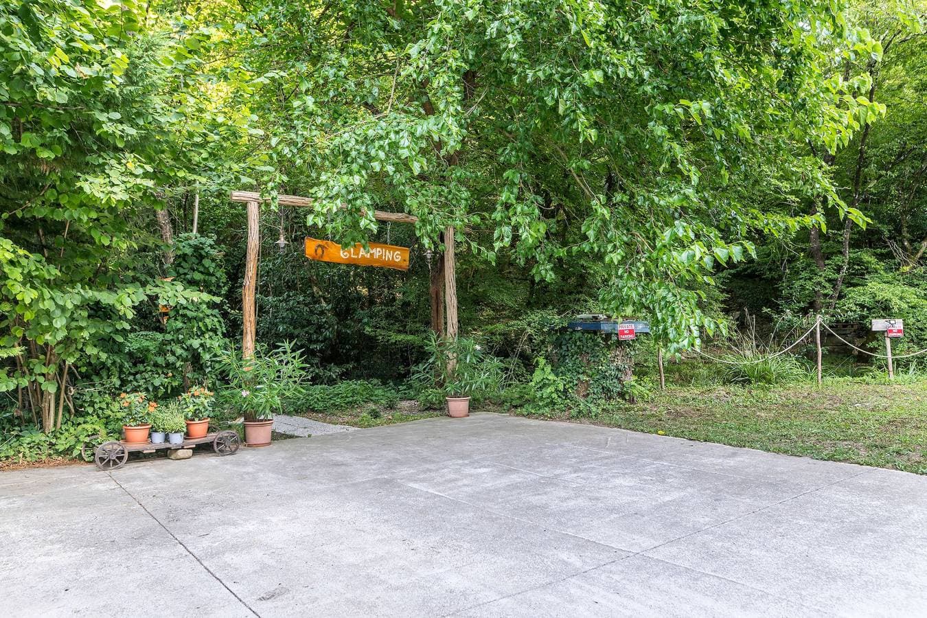 Foto 13 von 36: Paradise Forest Glamping near Koper Hut 1