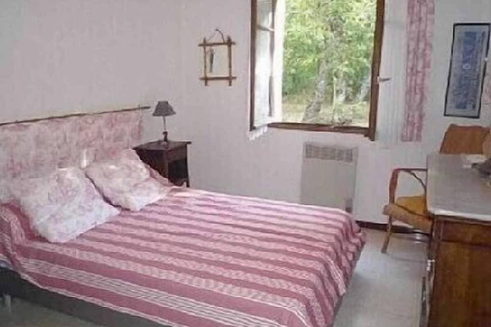 Foto 2 von 30: Villa Plan Aups Ste Baume Var, 7 Personen, ruhig, Raum