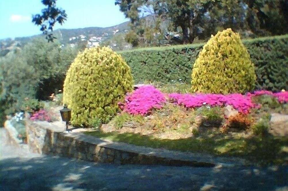Foto 6 von 20: Geräumiges Erdgeschoss der Villa herrlicher Meerblick, nicht einsehbare Terrasse