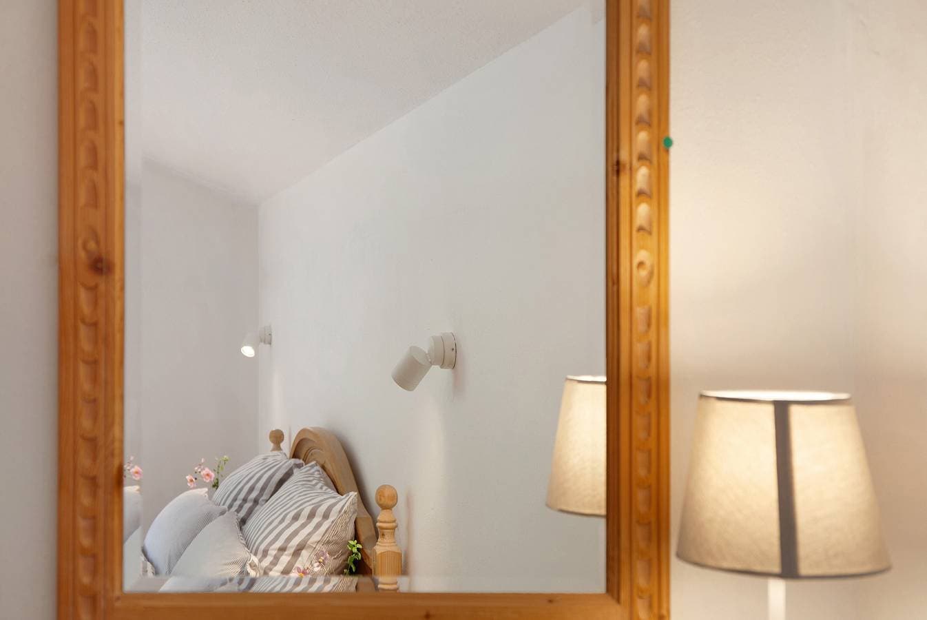 Foto 8 von 29: Einzimmerapartment 'Alpspitznest' mit Bergblick, Balkon und Wi-Fi