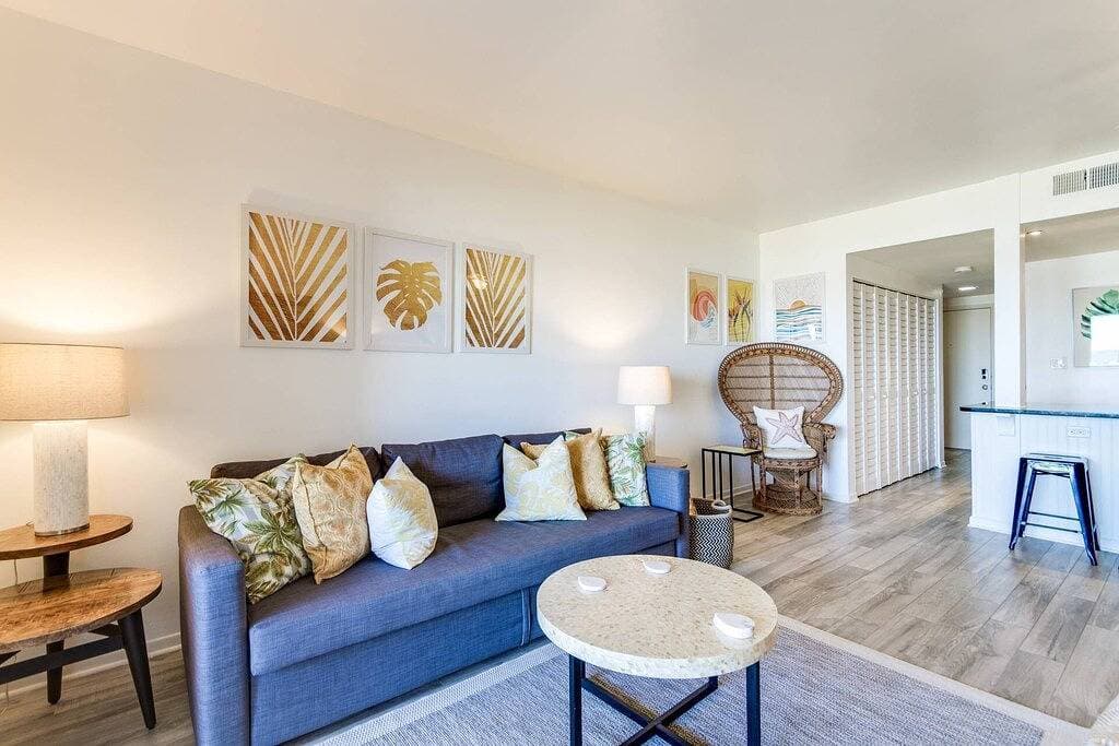 Foto 3 von 49: Oceanfront 1Br Condo | Private Balcony, Direct Beach Access, Sleeps 4