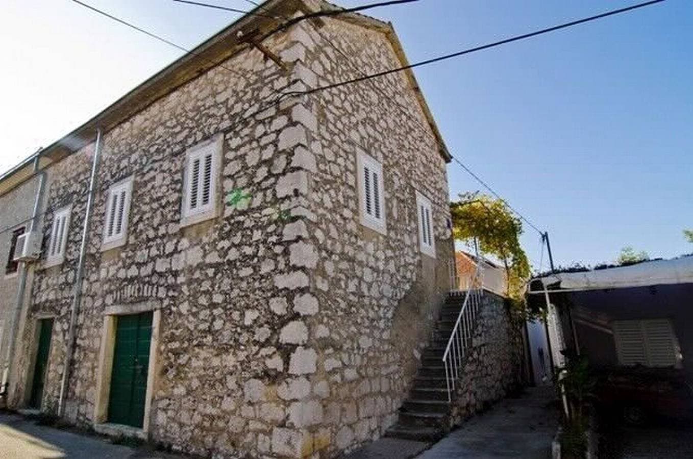House Bjanka 1