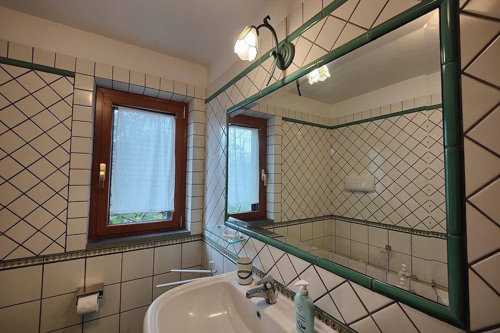 Foto 9 von 30: Villa Vicinus - 120 qm - Parkplatz - Garten - Klimaanlage - Panoramablick